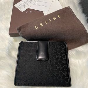 🛑SOLD🛑 CELINE Compact Short Wallet